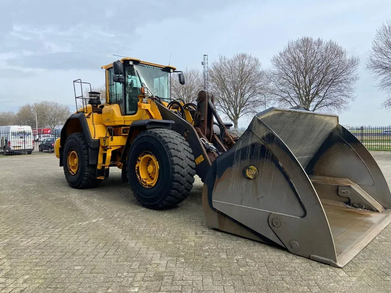 Volvo L180 G - Tekerlekli yükleyici: fotoğraf 5 Volvo L180 G - Tekerlekli yükleyici: fotoğraf 5
