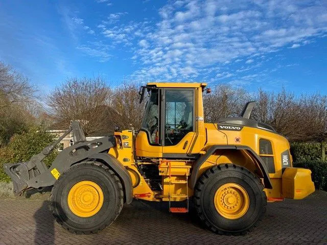 Volvo L70 H - Tekerlekli yükleyici: fotoğraf 1 Volvo L70 H - Tekerlekli yükleyici: fotoğraf 1
