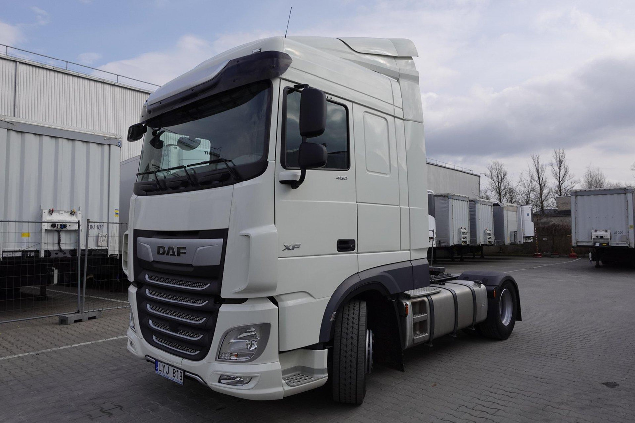 DAF XF 480 Space Cab - Çekici: fotoğraf 1 DAF XF 480 Space Cab - Çekici: fotoğraf 1