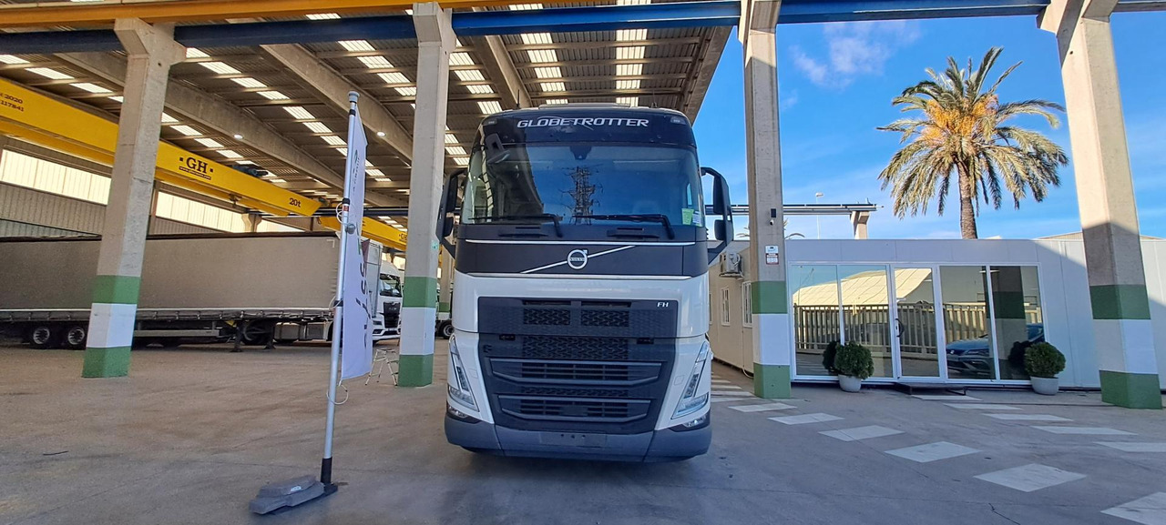 Volvo FH 460 Globetrotter XL Retarder - Çekici: fotoğraf 2 Volvo FH 460 Globetrotter XL Retarder - Çekici: fotoğraf 2