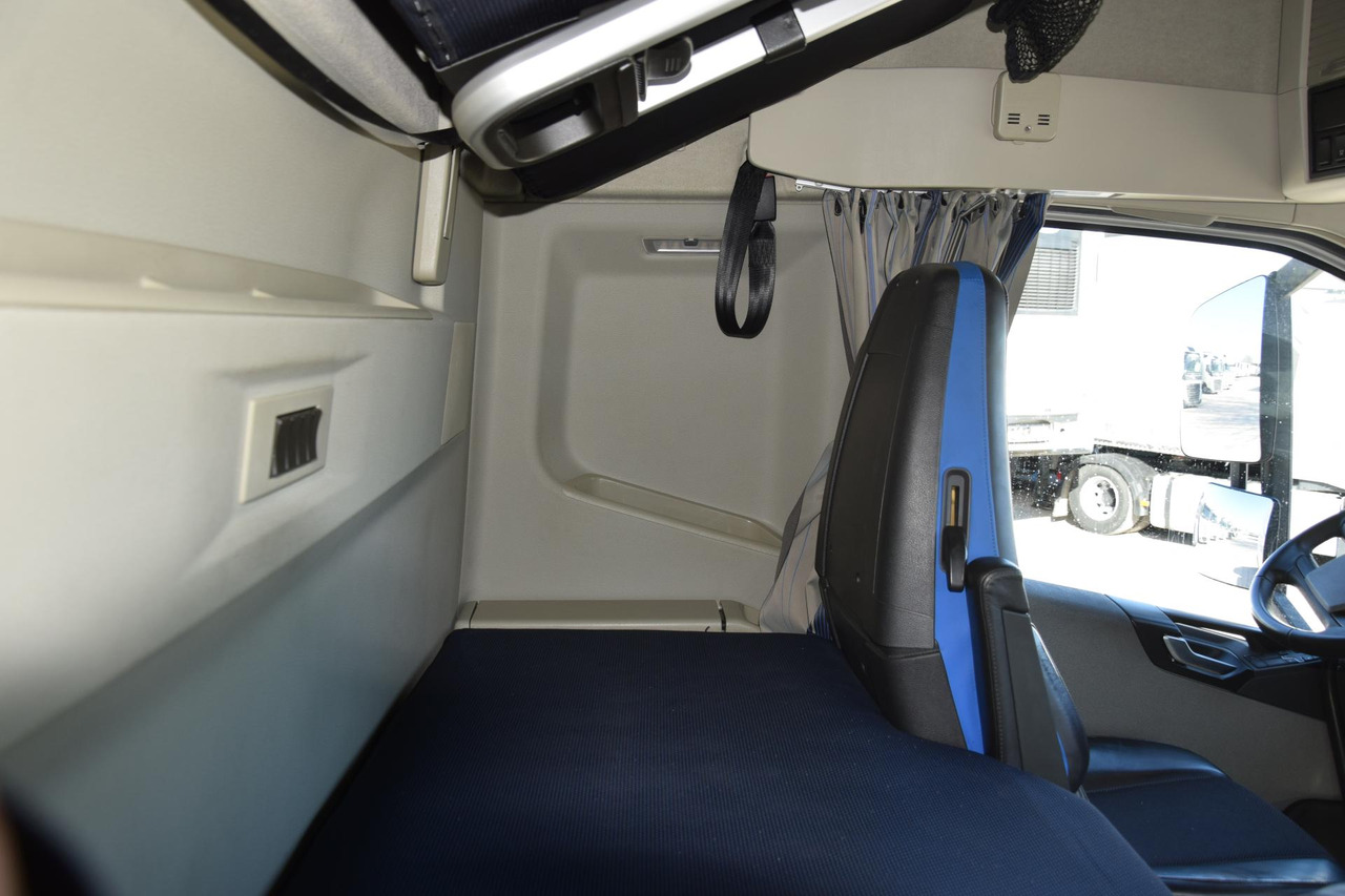 Çekici Volvo FH 500 Globetrotter XL: fotoğraf 13