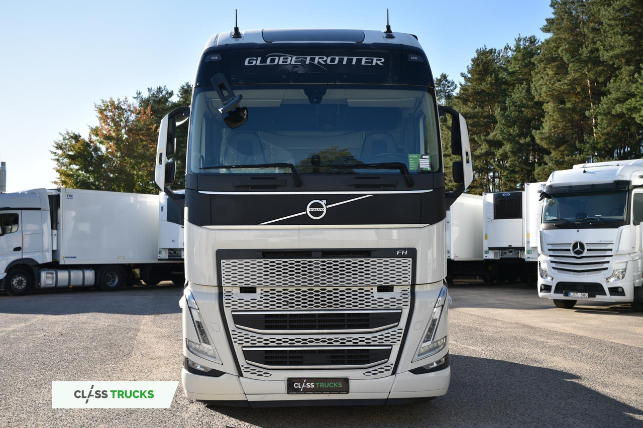 Volvo FH 500 Globetrotter XL Side Skirts - Çekici: fotoğraf 2 Volvo FH 500 Globetrotter XL Side Skirts - Çekici: fotoğraf 2