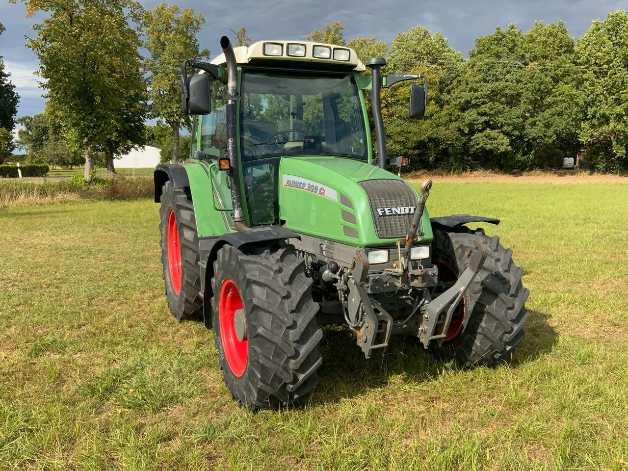 Fendt FARMER 309 CI - Traktör: fotoğraf 1 Fendt FARMER 309 CI - Traktör: fotoğraf 1