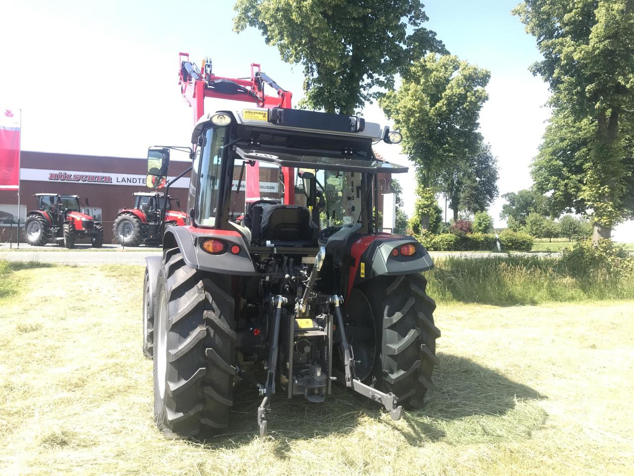 Massey Ferguson MF 4708 M - Traktör: fotoğraf 5 Massey Ferguson MF 4708 M - Traktör: fotoğraf 5