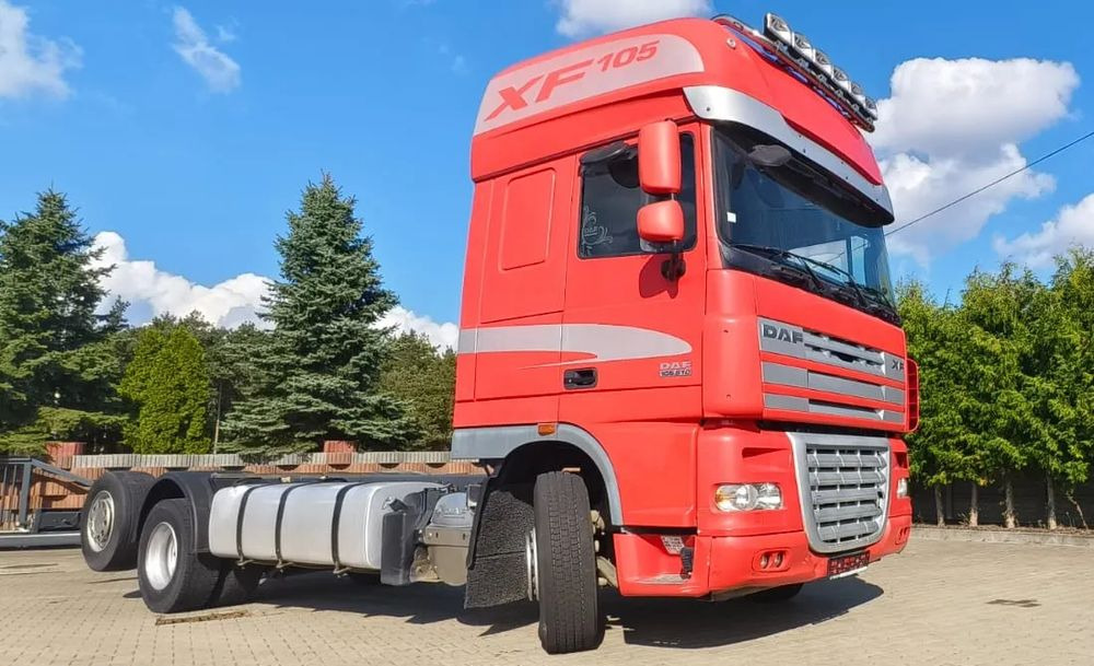 DAF XF510 pod zabudowę – 6x2/ skrętna podnoszona oś/ retarder - Şasi kamyon: fotoğraf 1 DAF XF510 pod zabudowę – 6x2/ skrętna podnoszona oś/ retarder - Şasi kamyon: fotoğraf 1