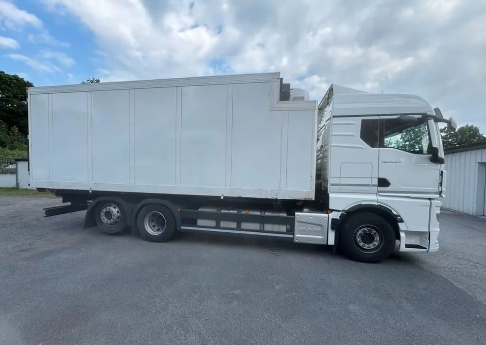 MAN TGX 26.470 – chłodnia / Automatyczna skrzynia / Euro 6c / Retarder /6x2 /Zawieszenie pneumatyczne - Refrijeratör kamyon: fotoğraf 3 MAN TGX 26.470 – chłodnia / Automatyczna skrzynia / Euro 6c / Retarder /6x2 /Zawieszenie pneumatyczne - Refrijeratör kamyon: fotoğraf 3