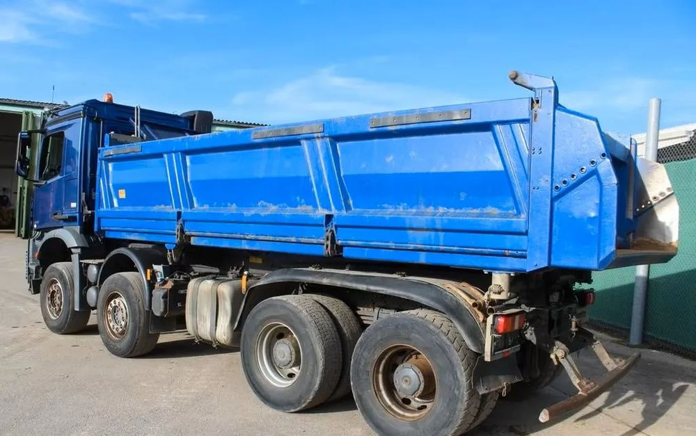 Mercedes-Benz 3245 | 8x4 | Wywrotka 3-stronna Meiller | Retarder | Bordmatik | Euro 6 | Klima | 308 798 km - Damperli kamyon: fotoğraf 4 Mercedes-Benz 3245 | 8x4 | Wywrotka 3-stronna Meiller | Retarder | Bordmatik | Euro 6 | Klima | 308 798 km - Damperli kamyon: fotoğraf 4