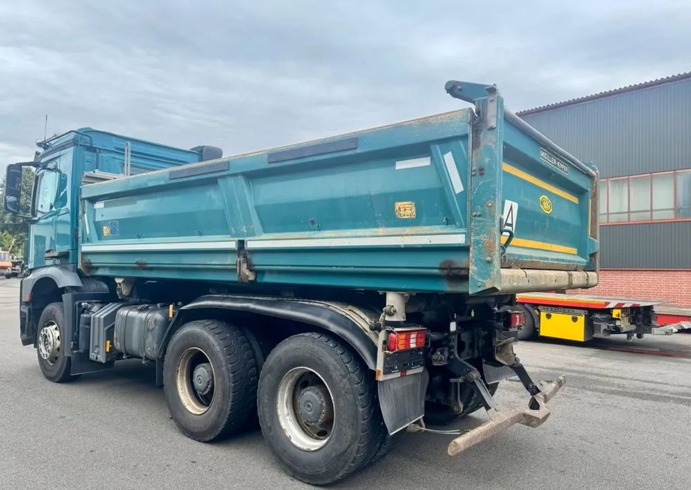 Mercedes-Benz Arocs 2646 6x4 – Wywrotka trójstronna Meiller / Bordmatik / Euro6 - Damperli kamyon: fotoğraf 5 Mercedes-Benz Arocs 2646 6x4 – Wywrotka trójstronna Meiller / Bordmatik / Euro6 - Damperli kamyon: fotoğraf 5