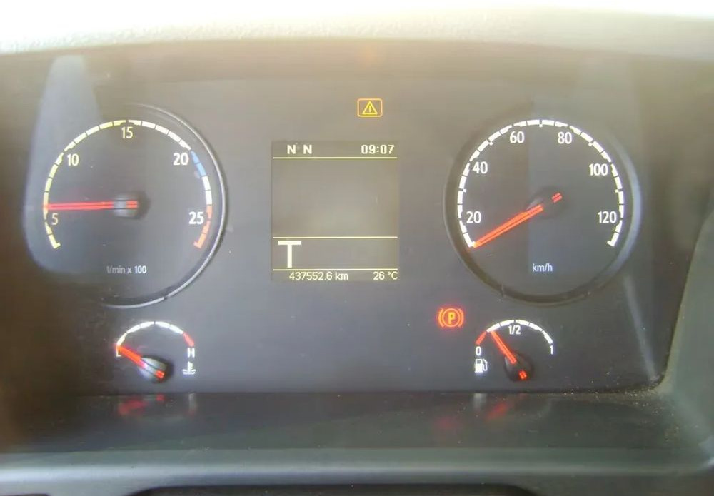 Scania P280 Chłodnia z zabudową chłodniczą Carrier 1.150 Supra-Silent / 4x2/ Euro6 - Refrijeratör kamyon: fotoğraf 4 Scania P280 Chłodnia z zabudową chłodniczą Carrier 1.150 Supra-Silent / 4x2/ Euro6 - Refrijeratör kamyon: fotoğraf 4