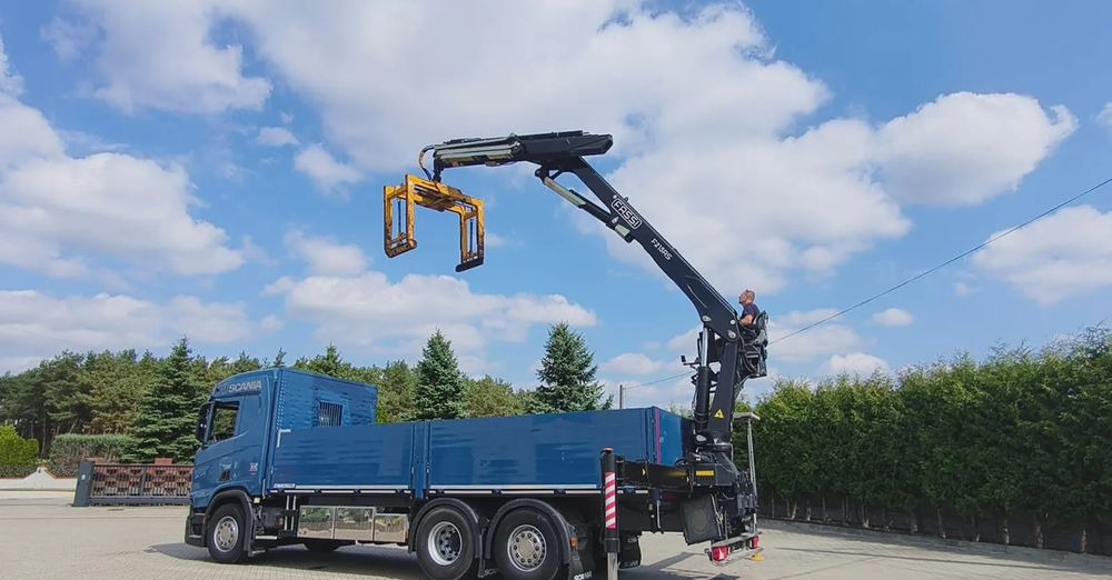 Scania R 500 6x2 z żurawiem Fassi F 215 AS – 2019 – Euro 6 –Retarder -Oś skrętna - Gotowa do pracy! - Vinçli kamyon, Sal/ Açık kasa kamyon: fotoğraf 3 Scania R 500 6x2 z żurawiem Fassi F 215 AS – 2019 – Euro 6 –Retarder -Oś skrętna - Gotowa do pracy! - Vinçli kamyon, Sal/ Açık kasa kamyon: fotoğraf 3