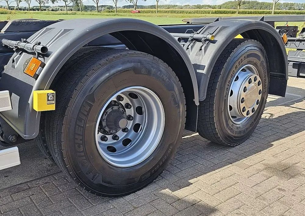 Scania R450 6x2 – / Pojazd do zabudów wymiennych / Automat / Euro 6/ liftowa trzecia oś, zawieszenie pneumatyczne + resory - Şasi kamyon: fotoğraf 5 Scania R450 6x2 – / Pojazd do zabudów wymiennych / Automat / Euro 6/ liftowa trzecia oś, zawieszenie pneumatyczne + resory - Şasi kamyon: fotoğraf 5