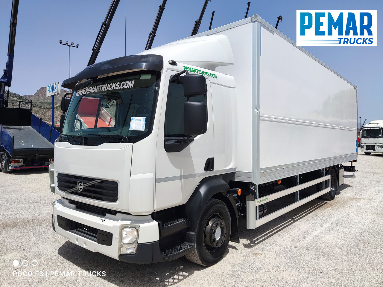 VOLVO FL 240 FURGON CERRADO 16T EURO 5 - Kapalı kasa kamyon: fotoğraf 1 VOLVO FL 240 FURGON CERRADO 16T EURO 5 - Kapalı kasa kamyon: fotoğraf 1