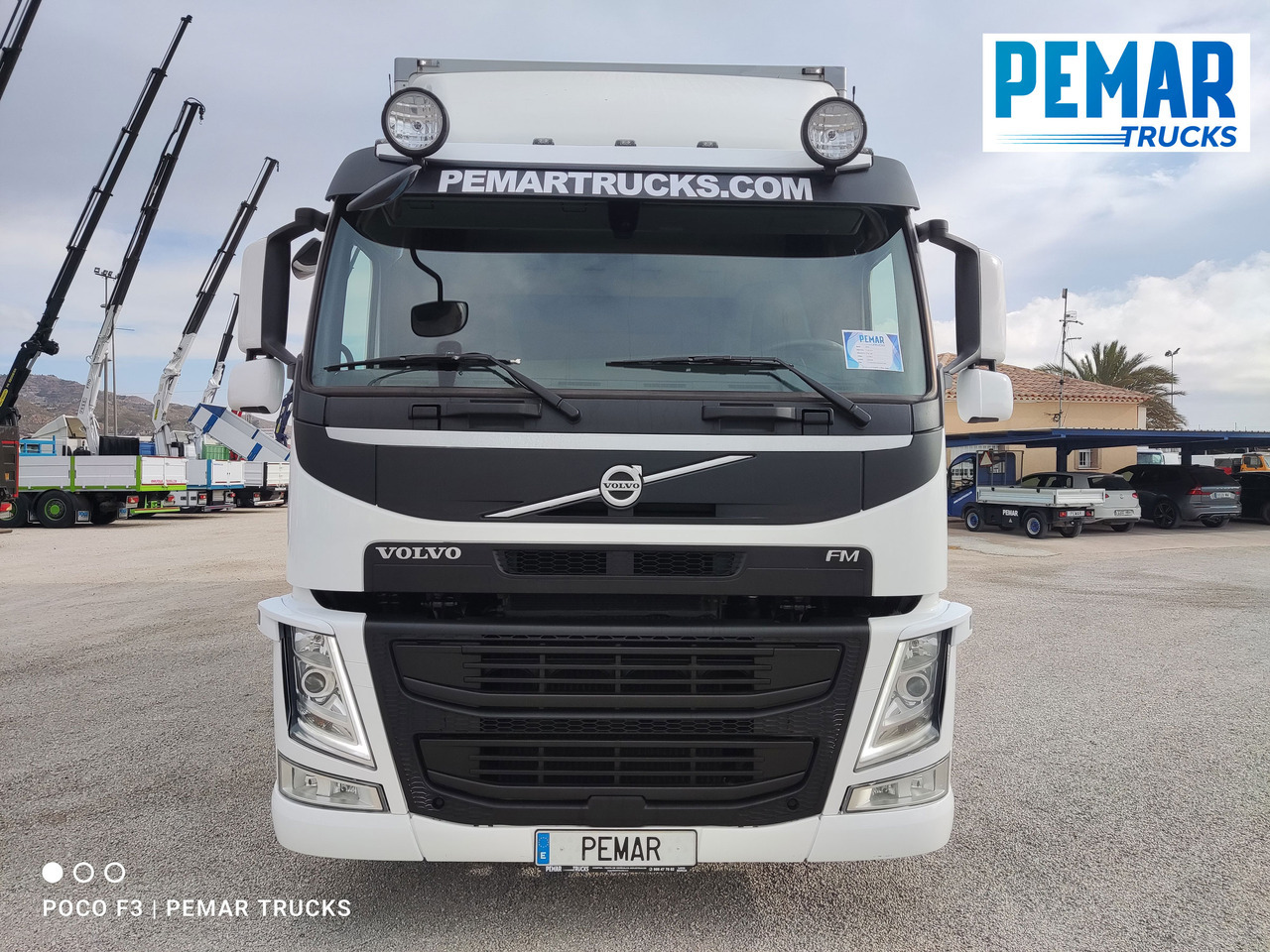 VOLVO FM 330 4X2 FRIGORIFICO 18T EURO 6 - Refrijeratör kamyon: fotoğraf 2 VOLVO FM 330 4X2 FRIGORIFICO 18T EURO 6 - Refrijeratör kamyon: fotoğraf 2