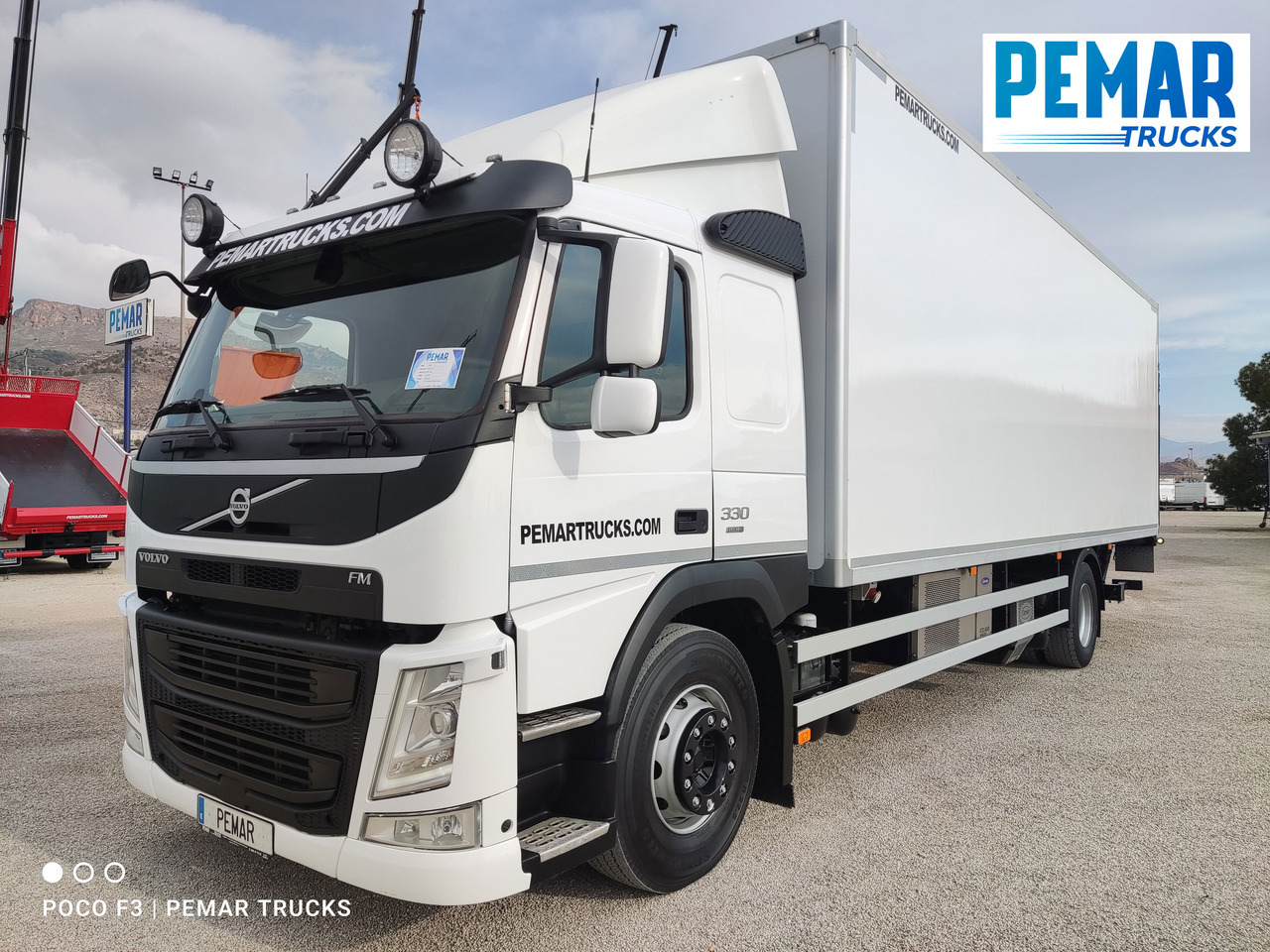 VOLVO FM 330 4X2 FRIGORIFICO EURO 6 - Refrijeratör kamyon: fotoğraf 1 VOLVO FM 330 4X2 FRIGORIFICO EURO 6 - Refrijeratör kamyon: fotoğraf 1