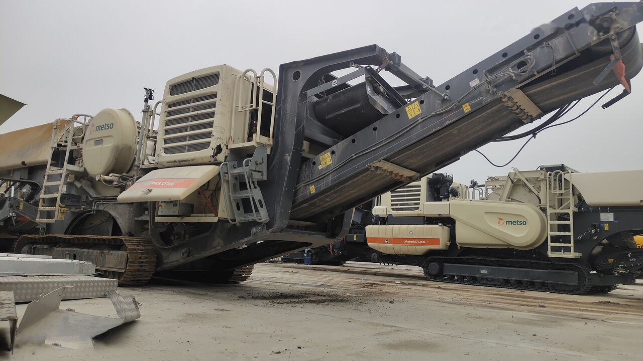 Metso Lokotrack LT106 Portable Jaw Crusher - Mobil konkasör tesisi: fotoğraf 1 Metso Lokotrack LT106 Portable Jaw Crusher - Mobil konkasör tesisi: fotoğraf 1