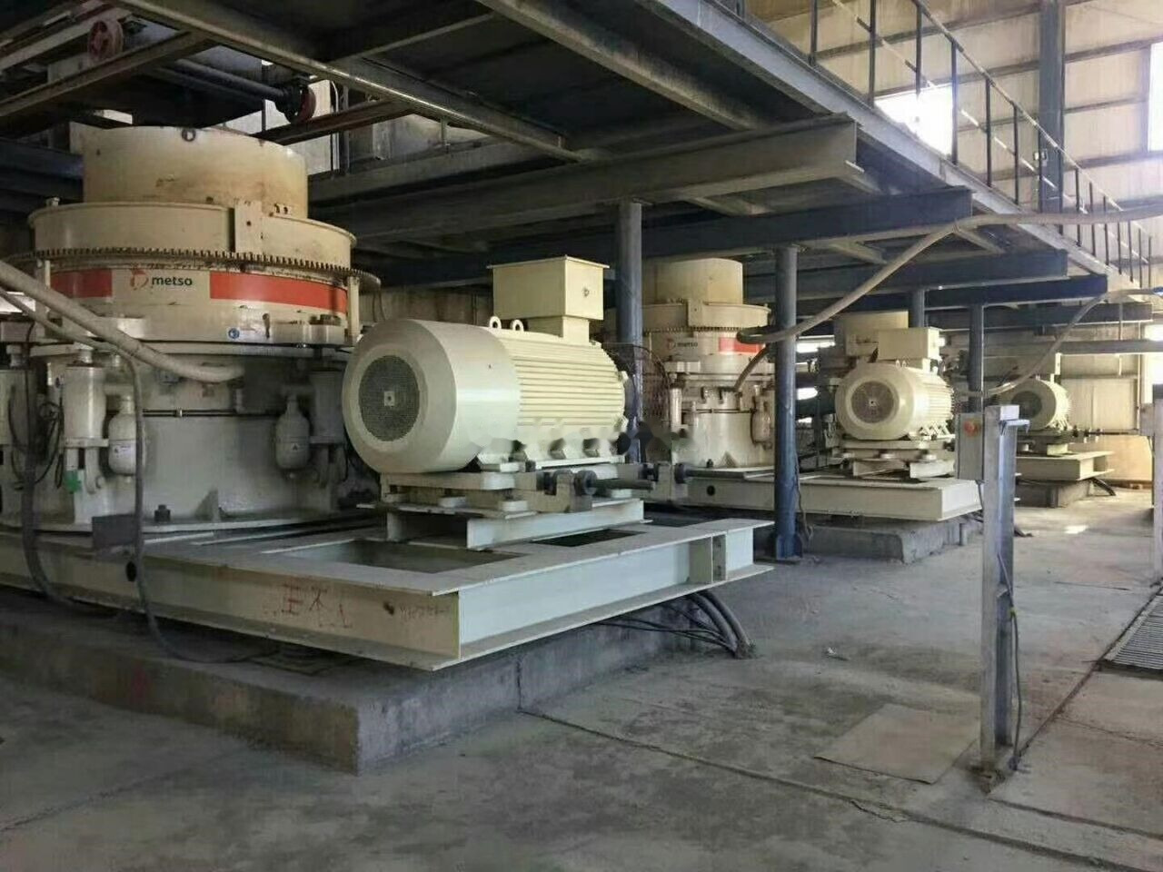 Metso Used HP500 Cone Crusher - Konik kırıcı: fotoğraf 1 Metso Used HP500 Cone Crusher - Konik kırıcı: fotoğraf 1