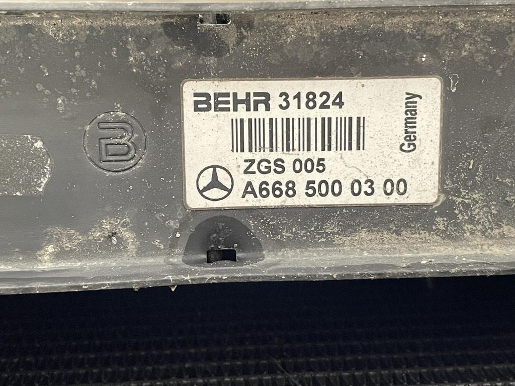 BEHR FOR MERCEDES VARIO - A 668 500 03 00 - Radyatör - Kamyon: fotoğraf 4 BEHR FOR MERCEDES VARIO - A 668 500 03 00 - Radyatör - Kamyon: fotoğraf 4