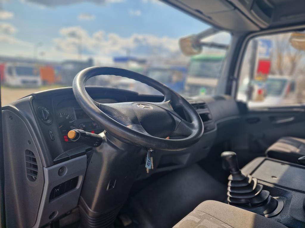 MERCEDES-BENZ ATEGO 816 - Tenteli kamyon: fotoğraf 3 MERCEDES-BENZ ATEGO 816 - Tenteli kamyon: fotoğraf 3