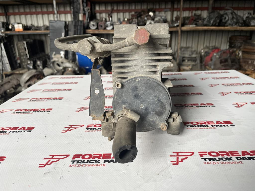 MERCEDES-BENZ VARIO 24V - 0504050008 - Kompresör - Kamyon: fotoğraf 2 MERCEDES-BENZ VARIO 24V - 0504050008 - Kompresör - Kamyon: fotoğraf 2