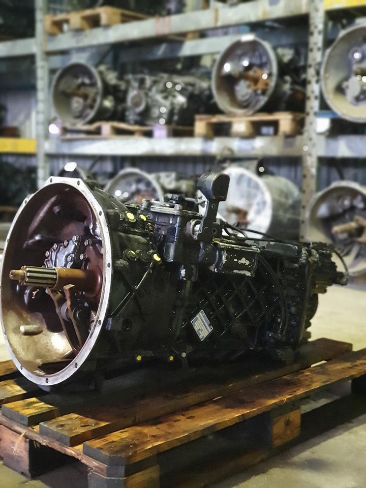 ZF 16 S 2321 TD - LEVER WITH STRING - WITHOUT INTARDER - FOR MAN TGX - Vites kutusu - Kamyon: fotoğraf 2 ZF 16 S 2321 TD - LEVER WITH STRING - WITHOUT INTARDER - FOR MAN TGX - Vites kutusu - Kamyon: fotoğraf 2