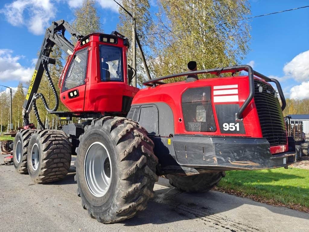 Komatsu 951 - Harvester: fotoğraf 3 Komatsu 951 - Harvester: fotoğraf 3