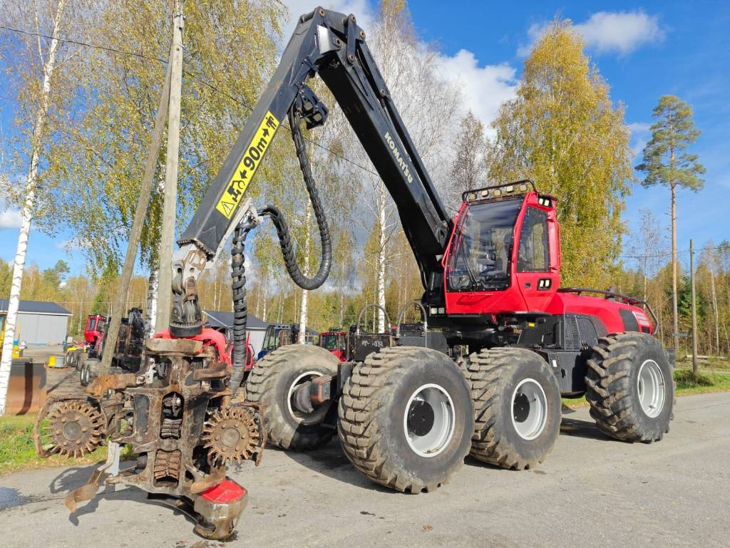 Komatsu 951 - Harvester: fotoğraf 1 Komatsu 951 - Harvester: fotoğraf 1