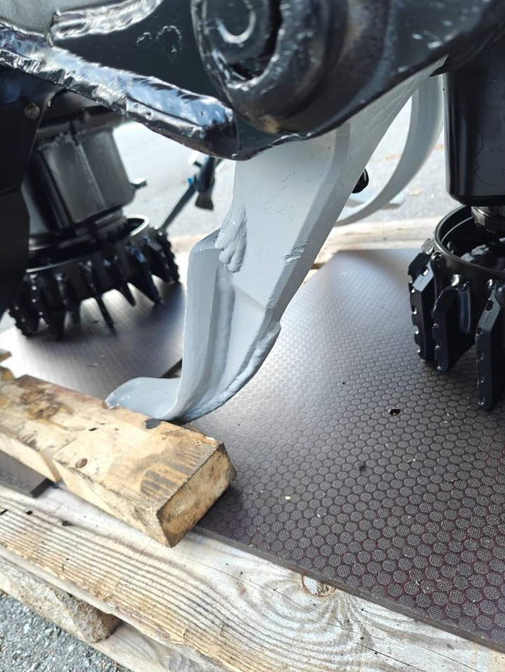 Ağaç kesme makinası Komatsu C 93: fotoğraf 11