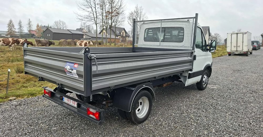 Iveco 35C13, 35C12, 35C14, 35C15 - Damperli kamyonet: fotoğraf 4 Iveco 35C13, 35C12, 35C14, 35C15 - Damperli kamyonet: fotoğraf 4