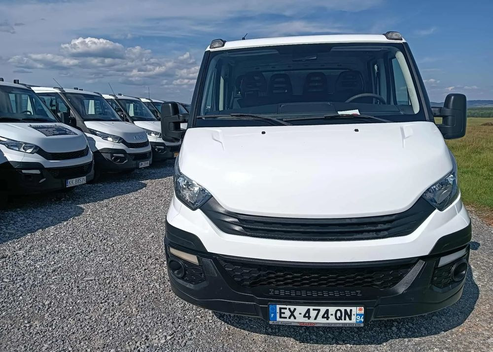 Iveco DAILY 35C14, 35C13, 35C12 - Çift kabin kamyonet: fotoğraf 5 Iveco DAILY 35C14, 35C13, 35C12 - Çift kabin kamyonet: fotoğraf 5