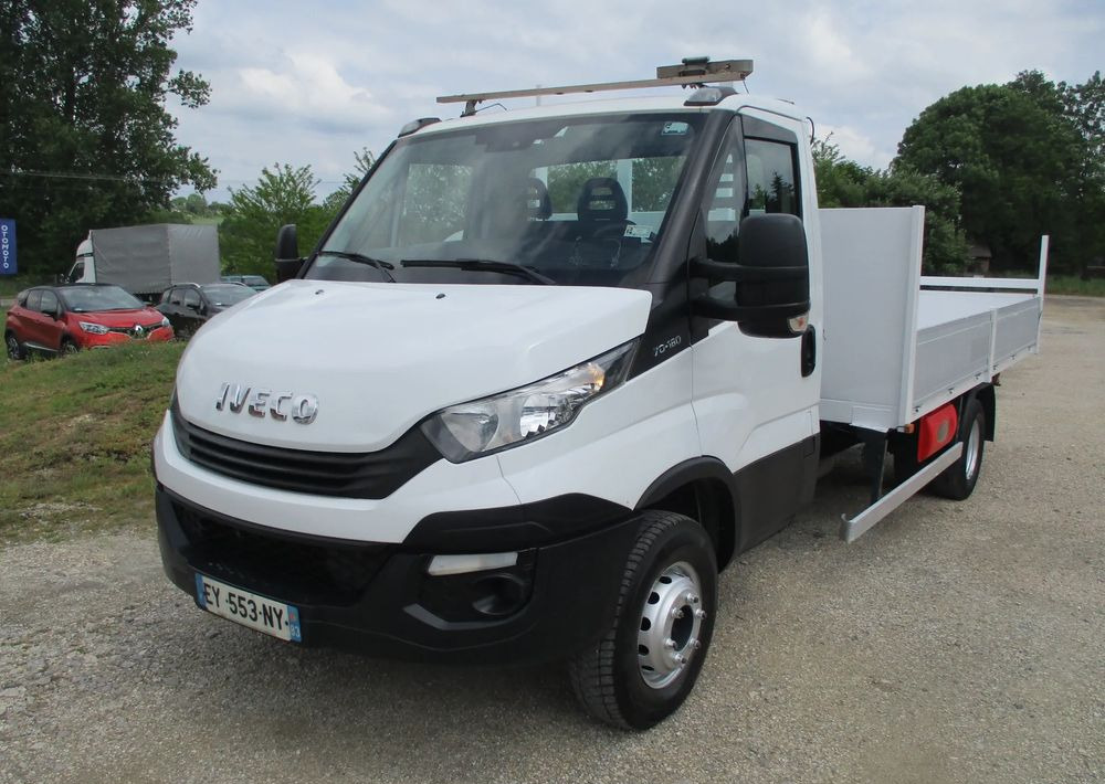 Iveco Daily 3.0 na bliźniaku 70C18 skrzynia, laweta, rama, HDS, 70-180 kiper - Sal/ Açık kasa kamyon: fotoğraf 1 Iveco Daily 3.0 na bliźniaku 70C18 skrzynia, laweta, rama, HDS, 70-180 kiper - Sal/ Açık kasa kamyon: fotoğraf 1