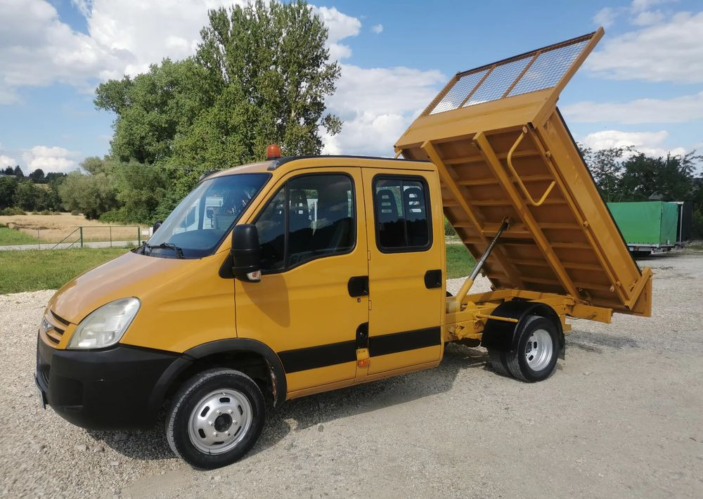 Iveco Daily 35C12 Brygadówka wywrotka Dubel hak kiper doka 35C13 - Damperli kamyonet: fotoğraf 2 Iveco Daily 35C12 Brygadówka wywrotka Dubel hak kiper doka 35C13 - Damperli kamyonet: fotoğraf 2