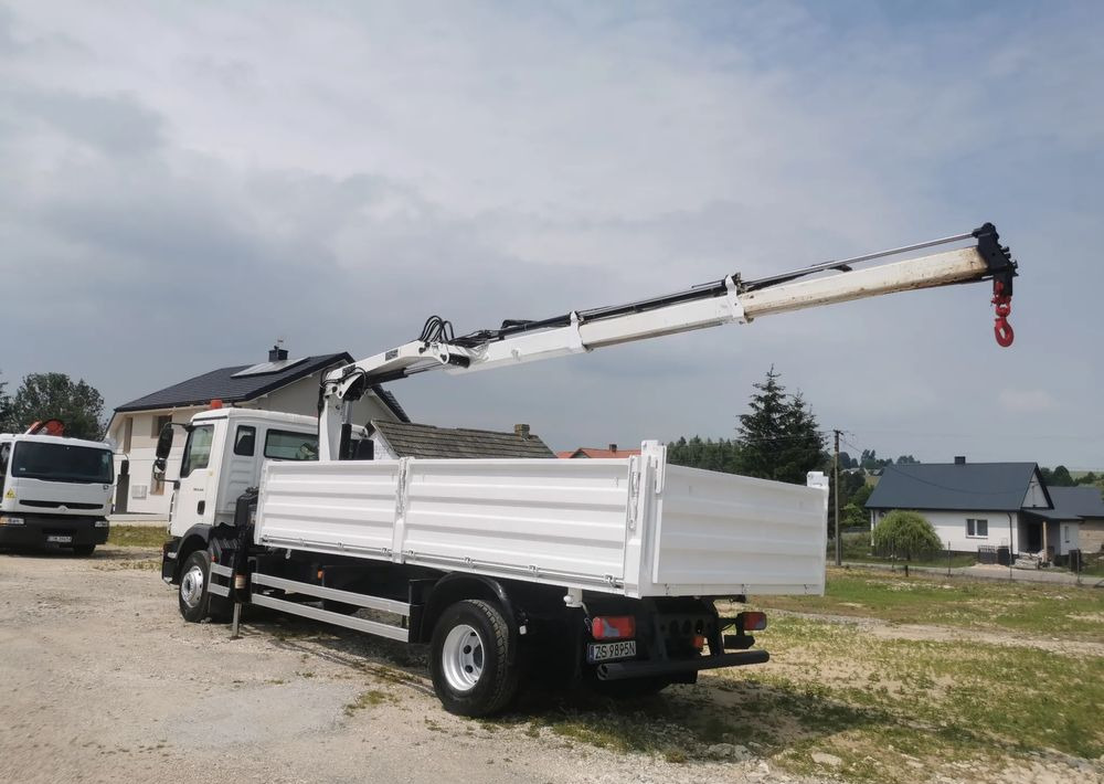 MAN TGM 15.240 Żuraw HDS HIAB + kiper wywrotka + Płyta czołowa Mały przebieg Klima - Damperli kamyon: fotoğraf 3 MAN TGM 15.240 Żuraw HDS HIAB + kiper wywrotka + Płyta czołowa Mały przebieg Klima - Damperli kamyon: fotoğraf 3