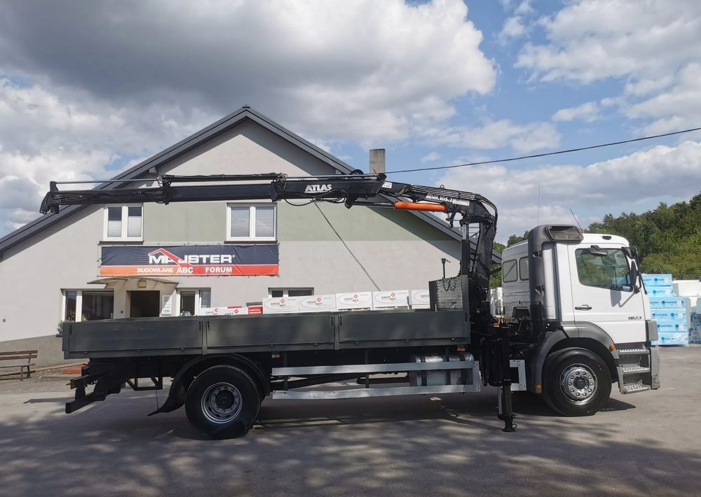 Mercedes-Benz Atego 1823 żuraw HDS Atlas 105.2 koła 315/80R22,5 - Sal/ Açık kasa kamyon, Vinçli kamyon: fotoğraf 3 Mercedes-Benz Atego 1823 żuraw HDS Atlas 105.2 koła 315/80R22,5 - Sal/ Açık kasa kamyon, Vinçli kamyon: fotoğraf 3