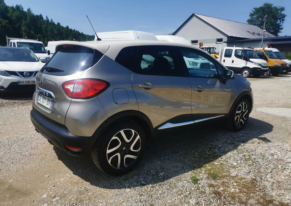 Renault Captur 0.9 Energy TCe Intens - SUV: fotoğraf 4 Renault Captur 0.9 Energy TCe Intens - SUV: fotoğraf 4
