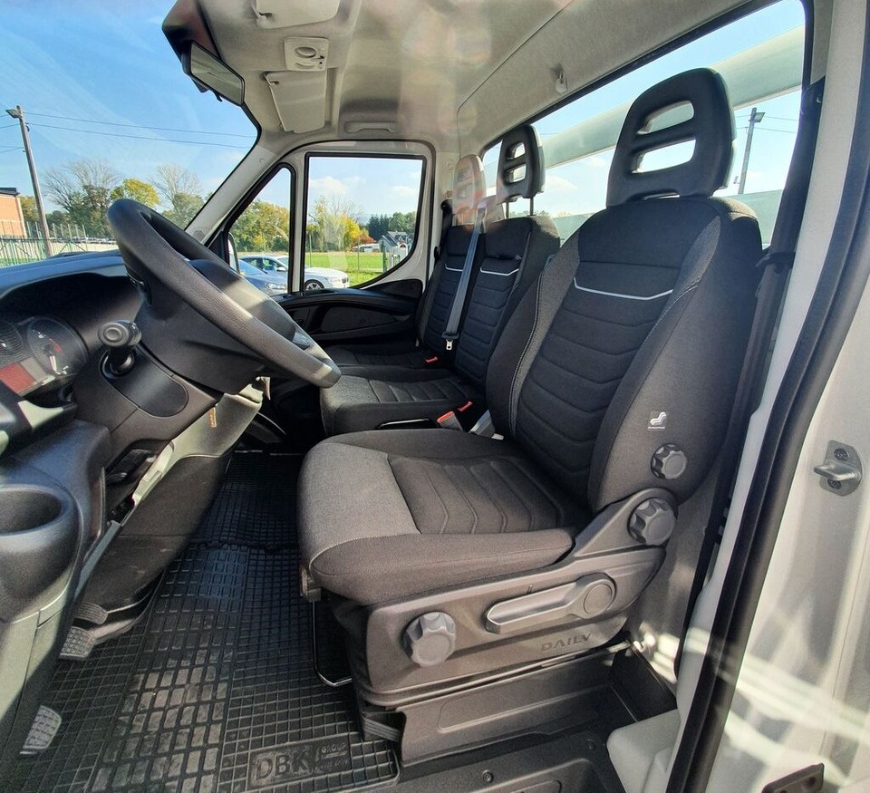 IVECO Daily 35S18 - Açık kasa kamyonet: fotoğraf 4 IVECO Daily 35S18 - Açık kasa kamyonet: fotoğraf 4