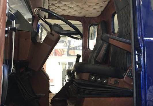 Scania T141 V8 Showtruck - Çekici: fotoğraf 2 Scania T141 V8 Showtruck - Çekici: fotoğraf 2
