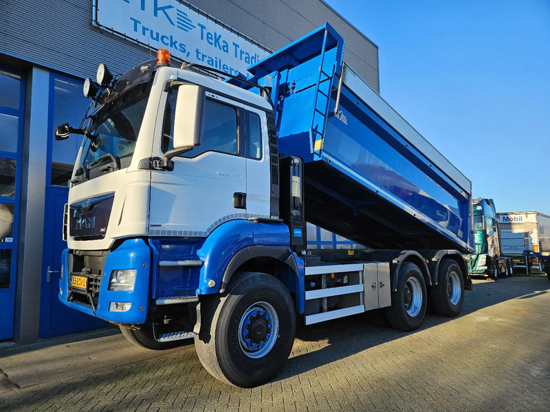 MAN TGS 33.440 6x6 HYVA Hydraulische kleppen - Damperli kamyon: fotoğraf 2 MAN TGS 33.440 6x6 HYVA Hydraulische kleppen - Damperli kamyon: fotoğraf 2