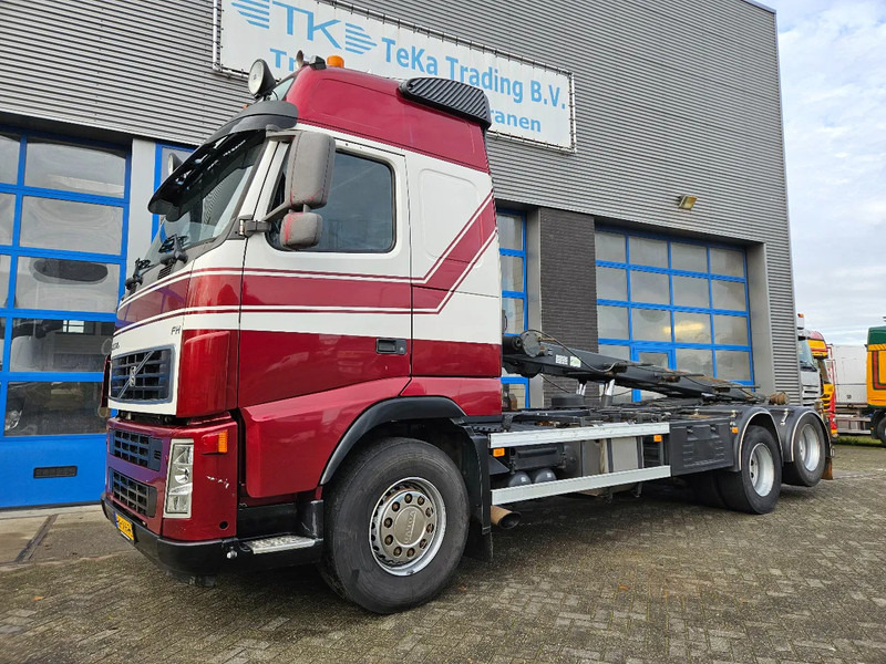 Volvo FH 520 6x2 old Tacho NCH Kabelsysteem Euro 3 - Kablo sistemli kamyon: fotoğraf 2 Volvo FH 520 6x2 old Tacho NCH Kabelsysteem Euro 3 - Kablo sistemli kamyon: fotoğraf 2