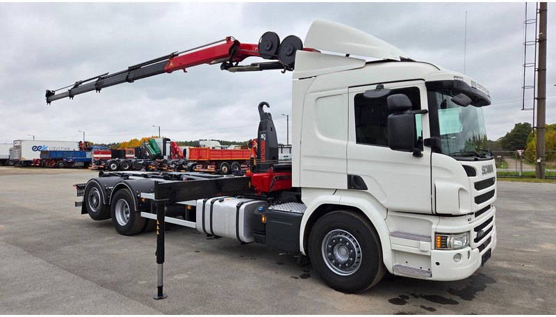 Scania P370 6X2*4 HMF 1730 - Kancalı yükleyici kamyon, Vinçli kamyon: fotoğraf 2 Scania P370 6X2*4 HMF 1730 - Kancalı yükleyici kamyon, Vinçli kamyon: fotoğraf 2