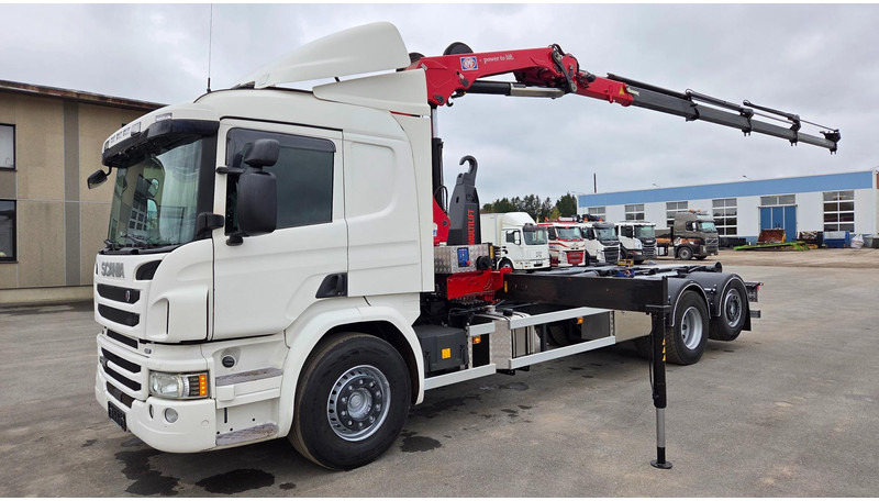 Scania P370 6X2*4 HMF 1730 - Kancalı yükleyici kamyon, Vinçli kamyon: fotoğraf 1 Scania P370 6X2*4 HMF 1730 - Kancalı yükleyici kamyon, Vinçli kamyon: fotoğraf 1