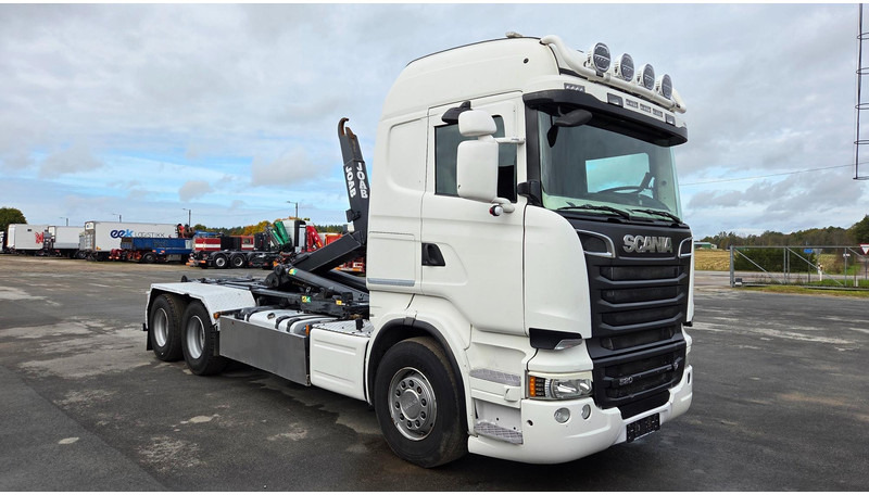 Scania R520 6X4 - Kancalı yükleyici kamyon: fotoğraf 2 Scania R520 6X4 - Kancalı yükleyici kamyon: fotoğraf 2