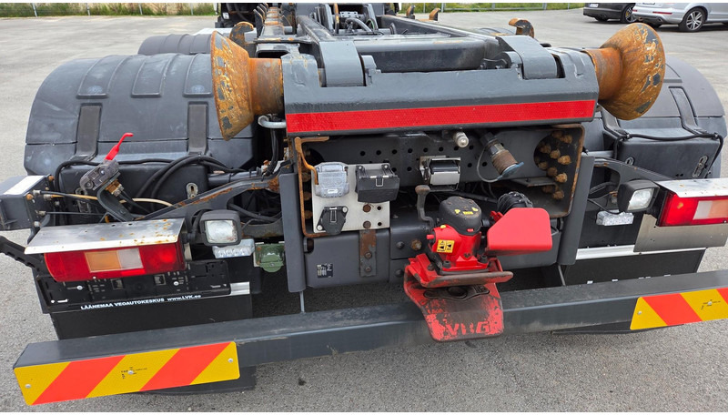 Volvo FM460 6X2*4 - Kancalı yükleyici kamyon: fotoğraf 5 Volvo FM460 6X2*4 - Kancalı yükleyici kamyon: fotoğraf 5