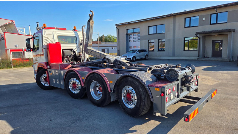 Volvo FM460 8X2*6 - Kancalı yükleyici kamyon: fotoğraf 4 Volvo FM460 8X2*6 - Kancalı yükleyici kamyon: fotoğraf 4