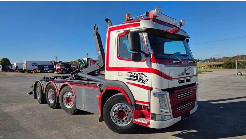 Volvo FM460 8X2*6 - Kancalı yükleyici kamyon: fotoğraf 2 Volvo FM460 8X2*6 - Kancalı yükleyici kamyon: fotoğraf 2