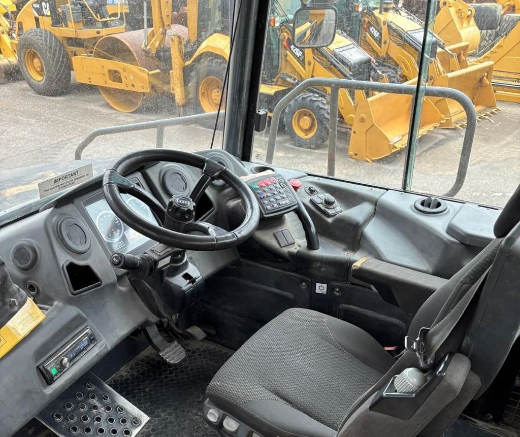 Bell B 30 E (New tyres / Under Preparation) - Belden kırma kaya kamyonu: fotoğraf 4 Bell B 30 E (New tyres / Under Preparation) - Belden kırma kaya kamyonu: fotoğraf 4
