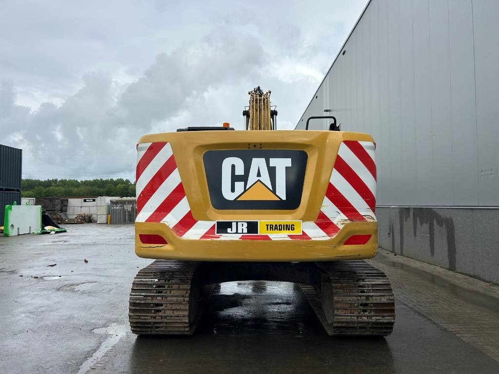 CAT 320 - Paletli ekskavatör: fotoğraf 4 CAT 320 - Paletli ekskavatör: fotoğraf 4