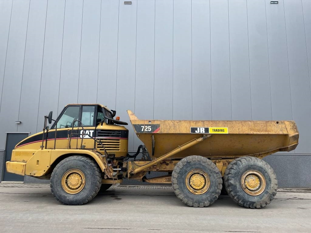 CAT 725 (CE certified - good working condition) - Belden kırma kaya kamyonu: fotoğraf 2 CAT 725 (CE certified - good working condition) - Belden kırma kaya kamyonu: fotoğraf 2