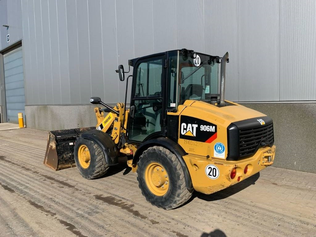CAT 906 - Tekerlekli yükleyici: fotoğraf 3 CAT 906 - Tekerlekli yükleyici: fotoğraf 3