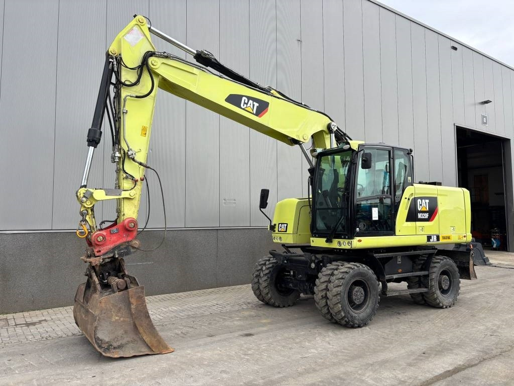CAT M 320 F - Tekerlekli ekskavatör: fotoğraf 2 CAT M 320 F - Tekerlekli ekskavatör: fotoğraf 2