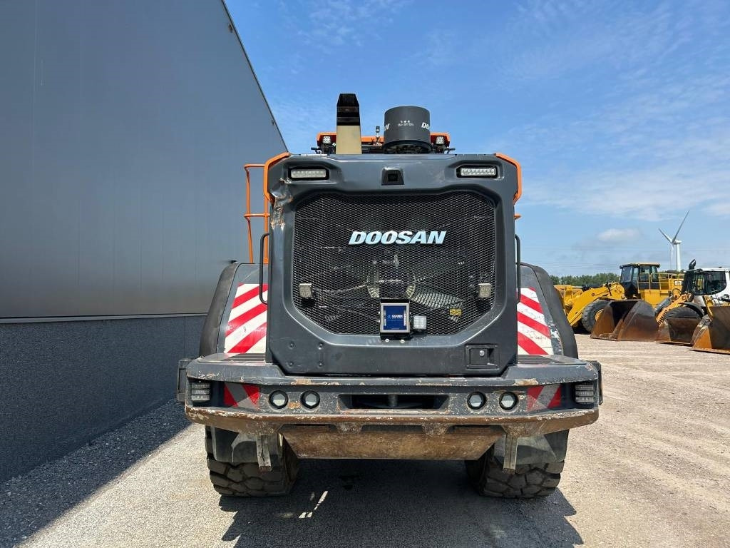 Doosan DL 420-7 (CDC) - Tekerlekli yükleyici: fotoğraf 4 Doosan DL 420-7 (CDC) - Tekerlekli yükleyici: fotoğraf 4